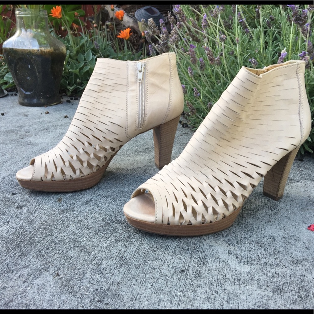 Paul Green Austrial Shoes